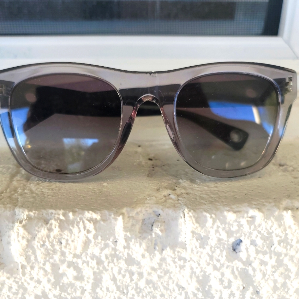 Valentino sunglasses - Picture 2 of 10